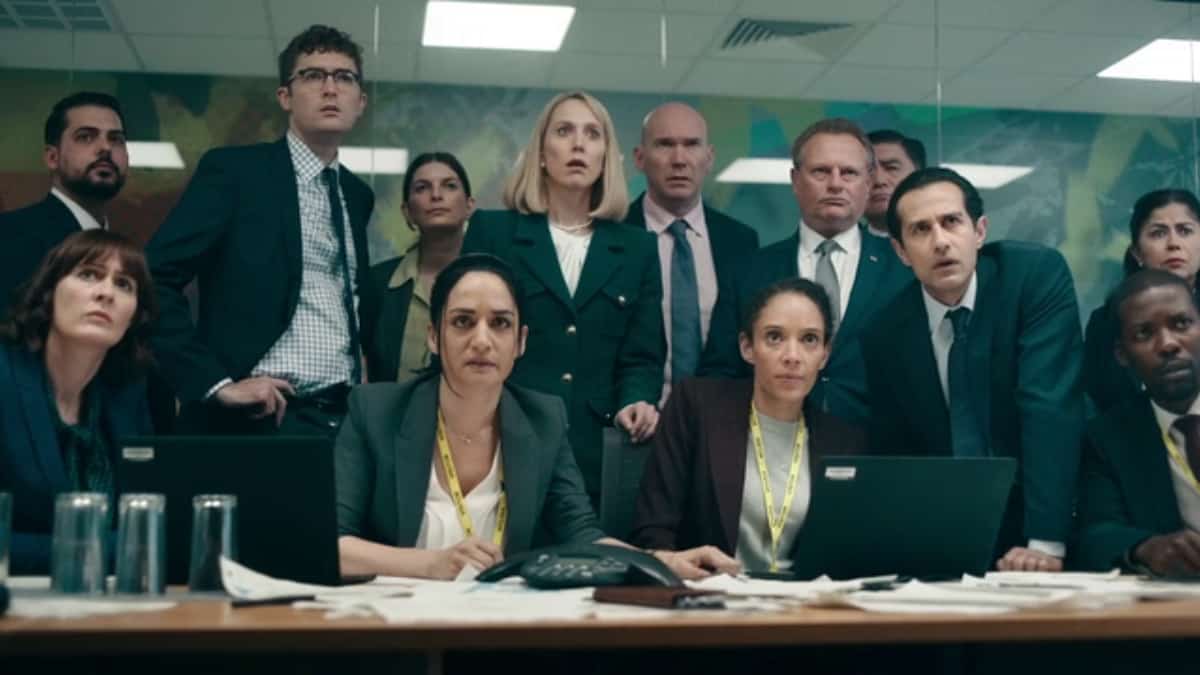 Hijack Episode 6 Review Still 4